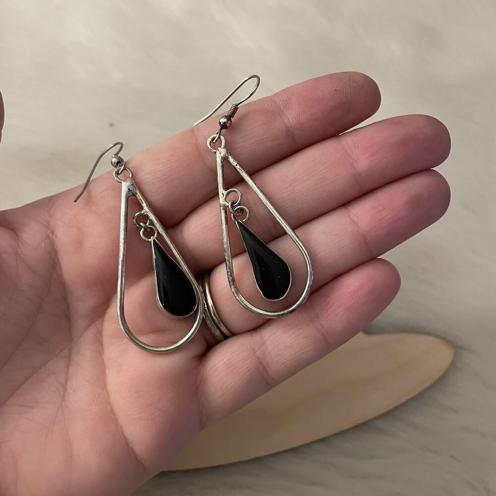 Vintage Sterling Silver And Onyx Teardrop Handmade Dangle Earrings
